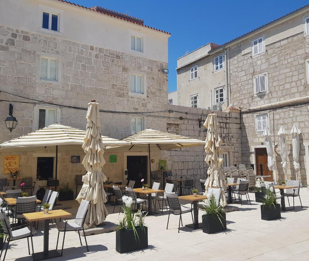 New Villa In Old Center - Pag Pag Town Kültér fotó